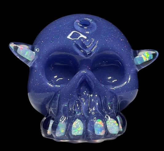 Calavera con ópalos de Carsten Glass